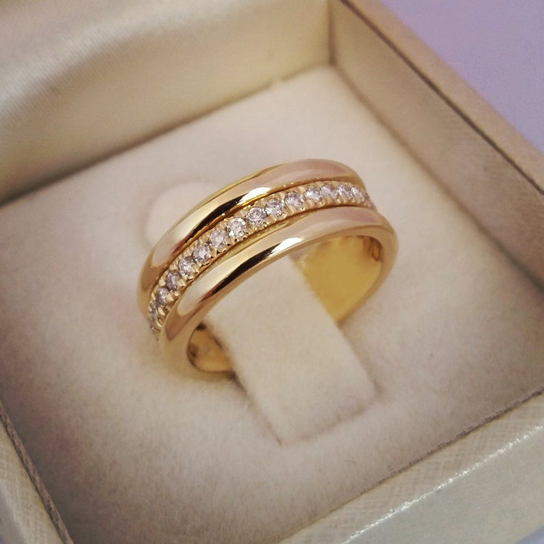 Elegant Gold & Silver Rhinestone Ring – Copper-Plated Fashion Jewelry